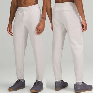 Lululemon GridLiner Fleece Jogger beige athleisure zip pocket travel